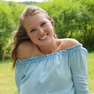 Meet your Posher, Claire